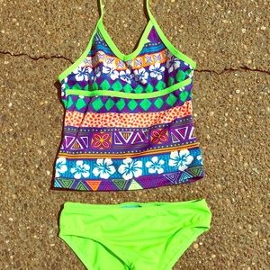 Girls swimsuit